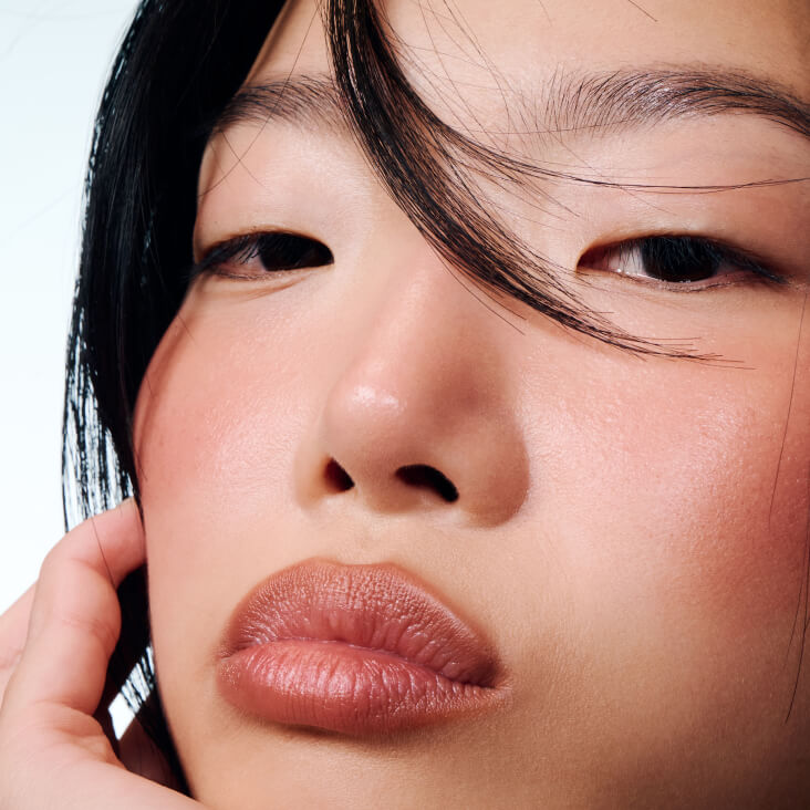 Peptide Lip Shape Lunge – Crayon à lèvres de contouring
